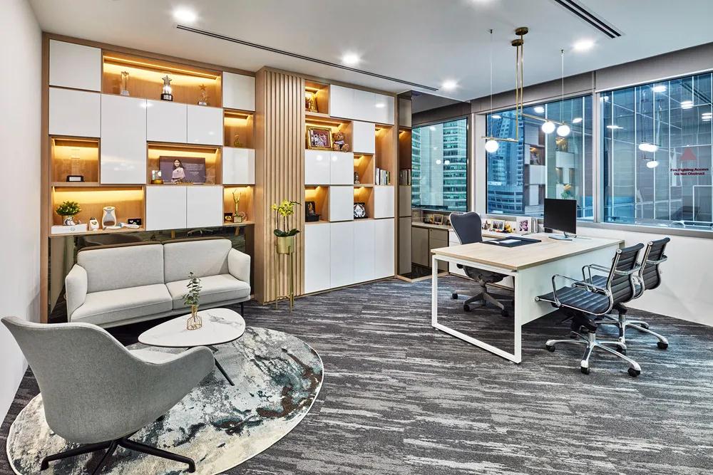 如何選擇時尚又實(shí)用的辦公椅